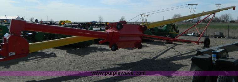 image for item D8890 Westfield MK-100-81 grain auger