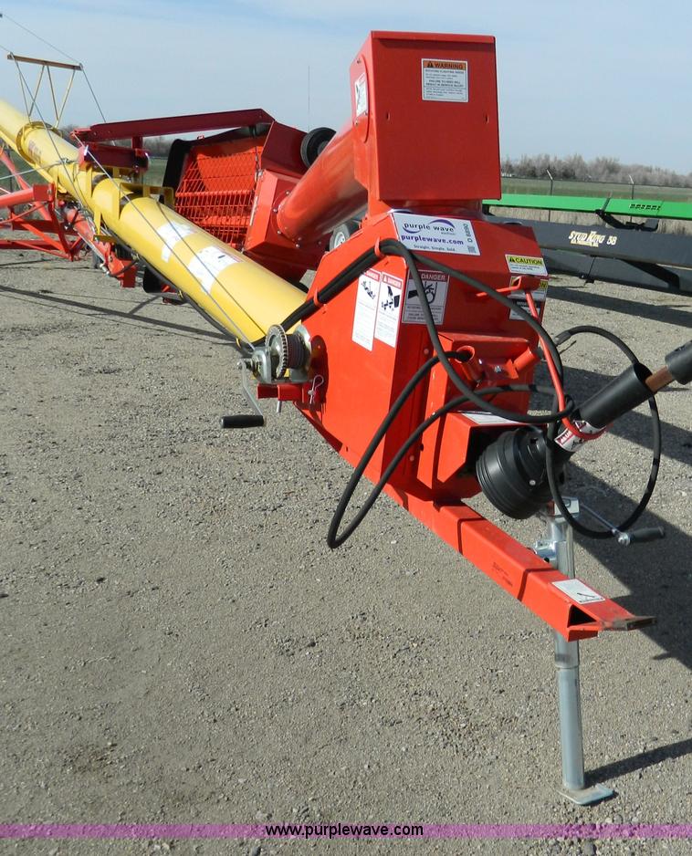 image for item D8890 Westfield MK-100-81 grain auger