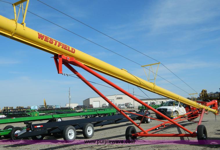 image for item D8890 Westfield MK-100-81 grain auger