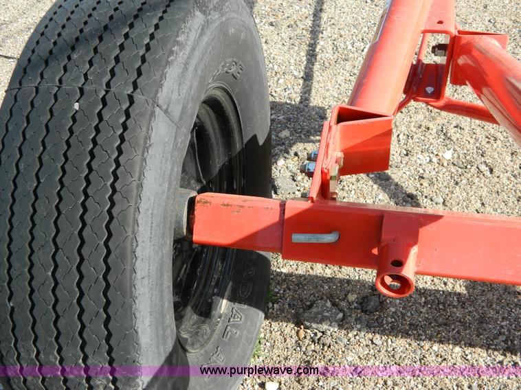 image for item D8890 Westfield MK-100-81 grain auger