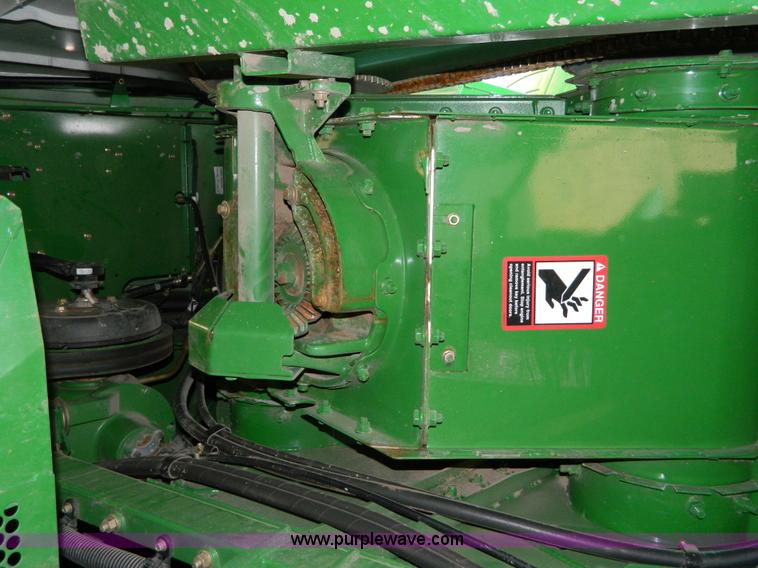 image for item D8891 2008 John Deere 9770 STS combine