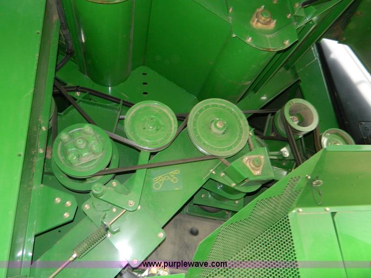 image for item D8891 2008 John Deere 9770 STS combine