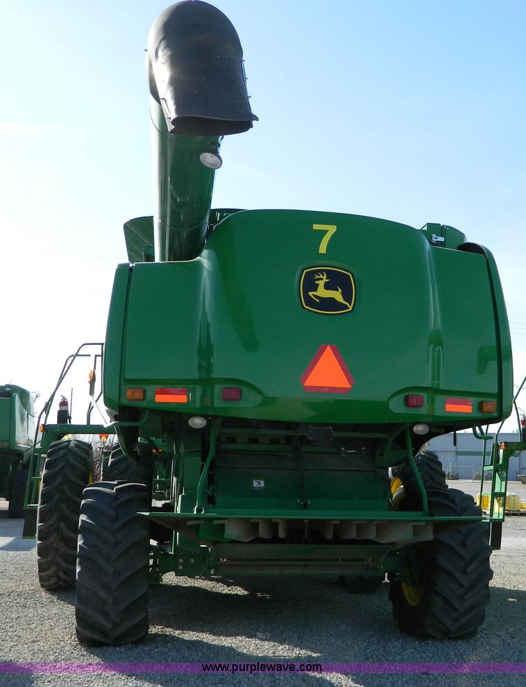 image for item D8892 2008 John Deere 9770 STS combine