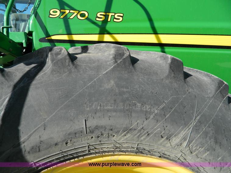 image for item D8892 2008 John Deere 9770 STS combine