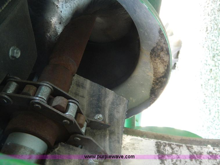 image for item D8892 2008 John Deere 9770 STS combine