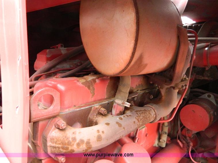 image for item D8893 1988 Case IH 1680 combine