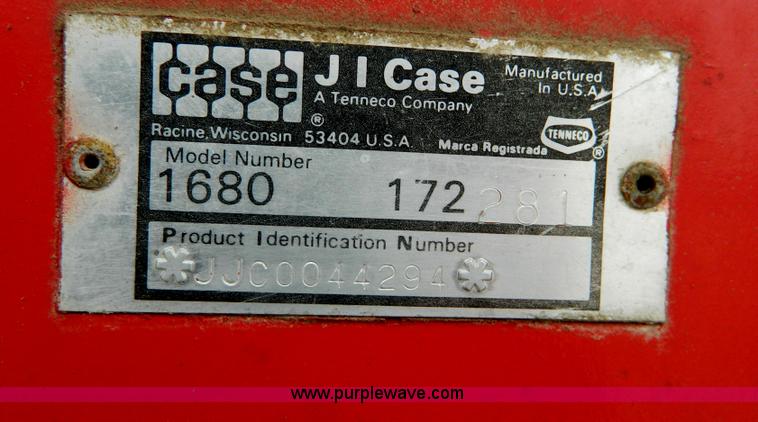 image for item D8893 1988 Case IH 1680 combine