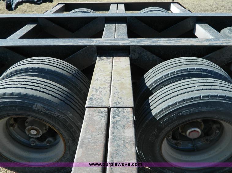 image for item D8896 1995 Jantz 48-12 combine trailer