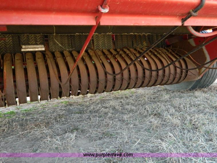 image for item D8897 1997 Case IH 8465 round baler