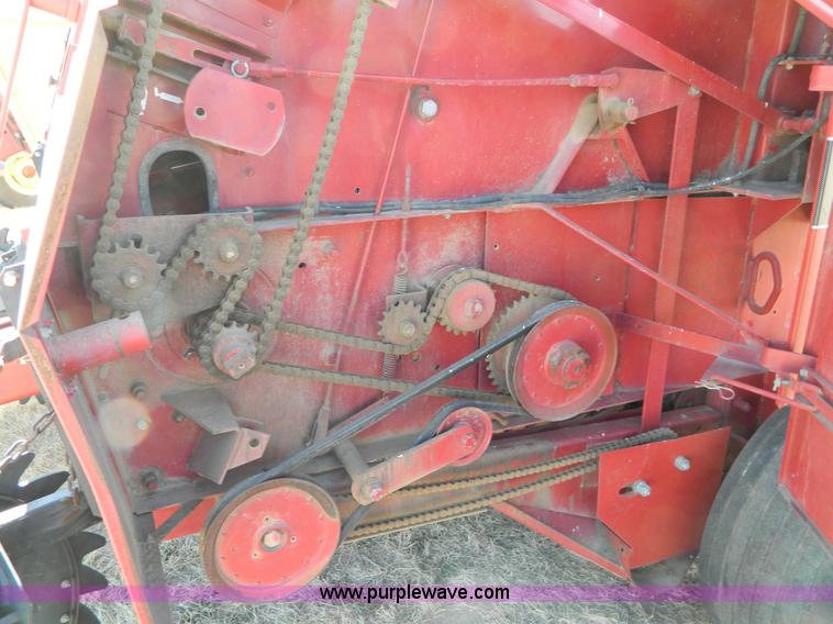 image for item D8897 1997 Case IH 8465 round baler