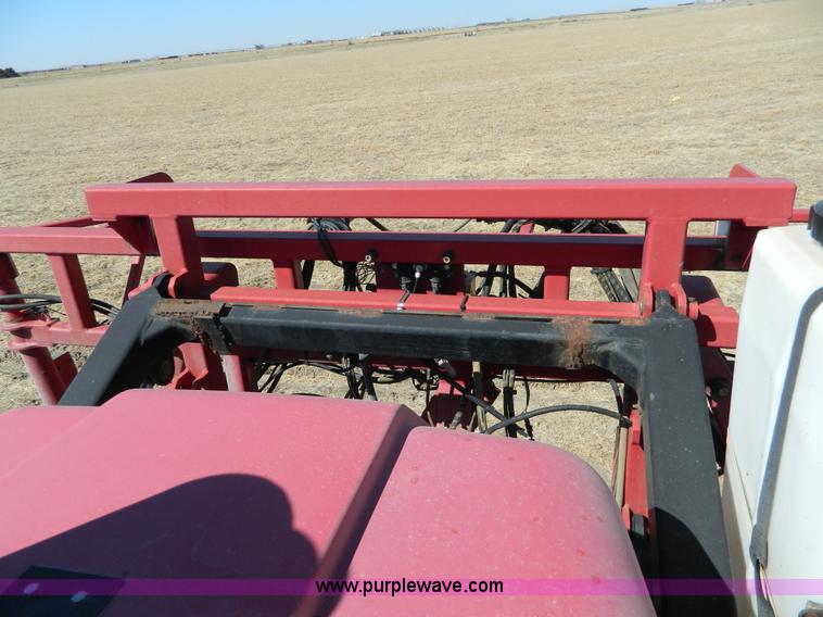 image for item D8900 1999 Case IH SPX4260 self propelled sprayer