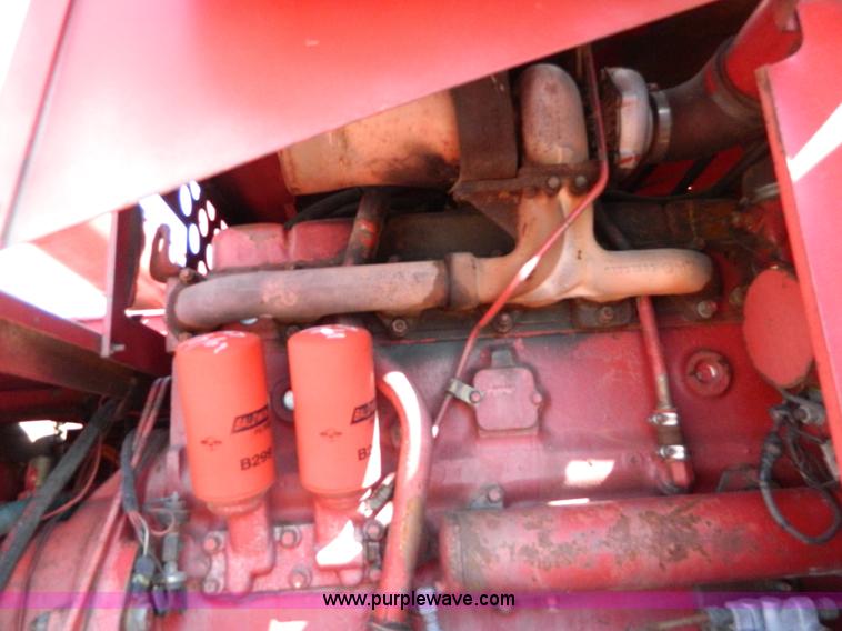 image for item D8901 1988 Case IH 1680 combine