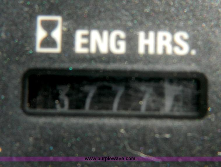 image for item D8901 1988 Case IH 1680 combine