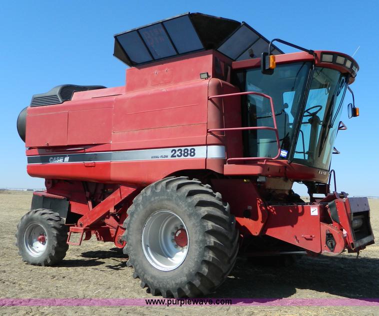 image for item D8903 1998 Case IH 2388 combine