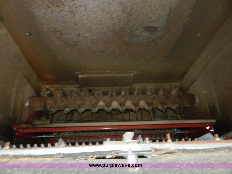 image for item D8903 1998 Case IH 2388 combine