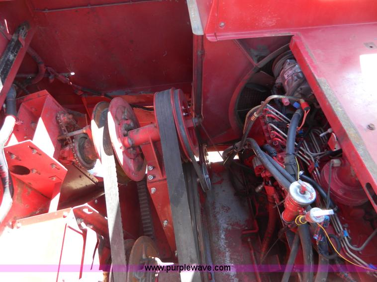 image for item D8903 1998 Case IH 2388 combine