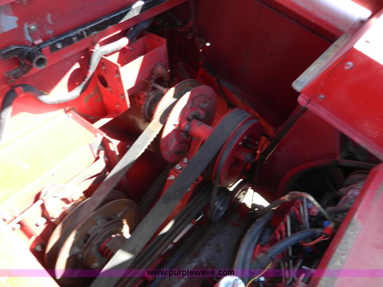 image for item D8903 1998 Case IH 2388 combine