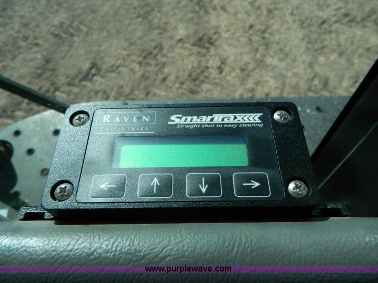 image for item D8904 2007 Apache AS1210 self propelled sprayer