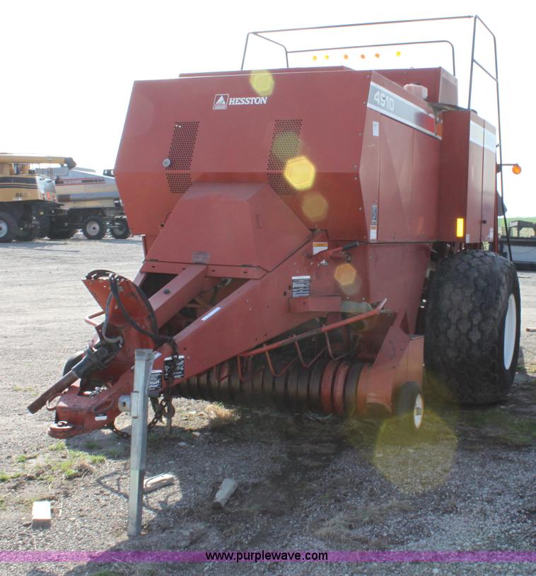image for item L9624 Hesston 4910 large square baler