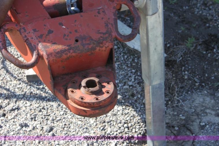 image for item L9624 Hesston 4910 large square baler