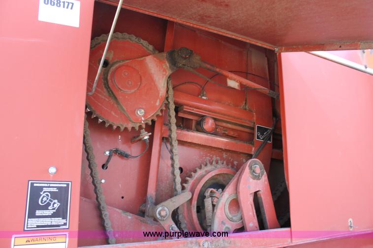 image for item L9624 Hesston 4910 large square baler