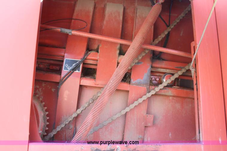 image for item L9624 Hesston 4910 large square baler