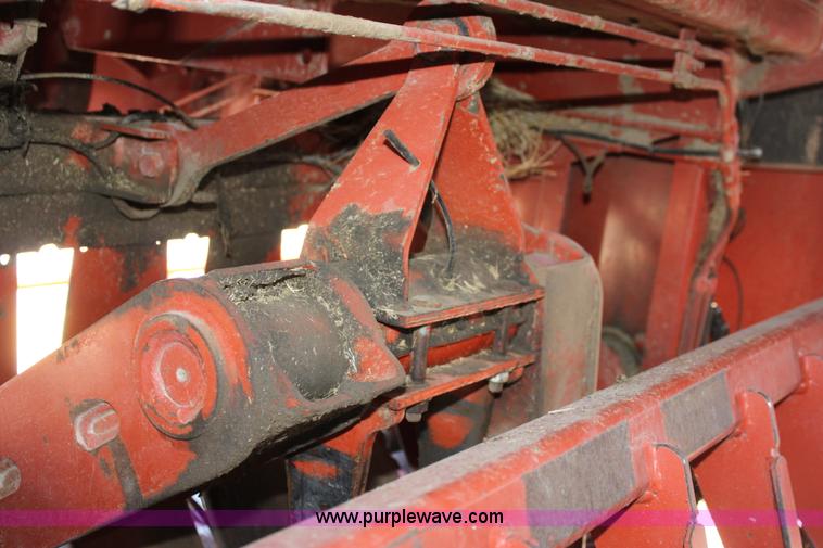 image for item L9624 Hesston 4910 large square baler