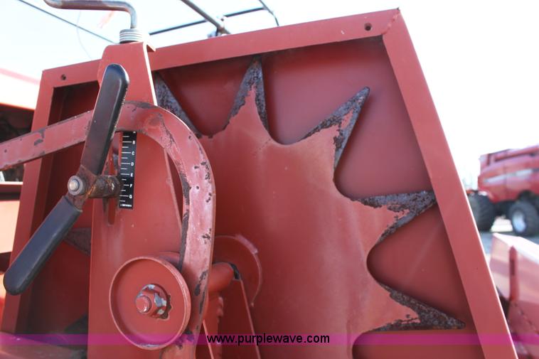 image for item L9624 Hesston 4910 large square baler