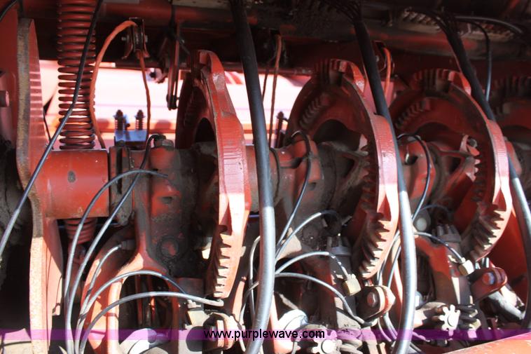 image for item L9624 Hesston 4910 large square baler