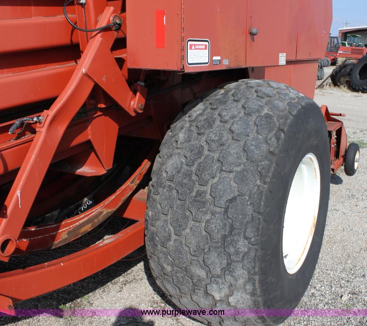 image for item L9624 Hesston 4910 large square baler