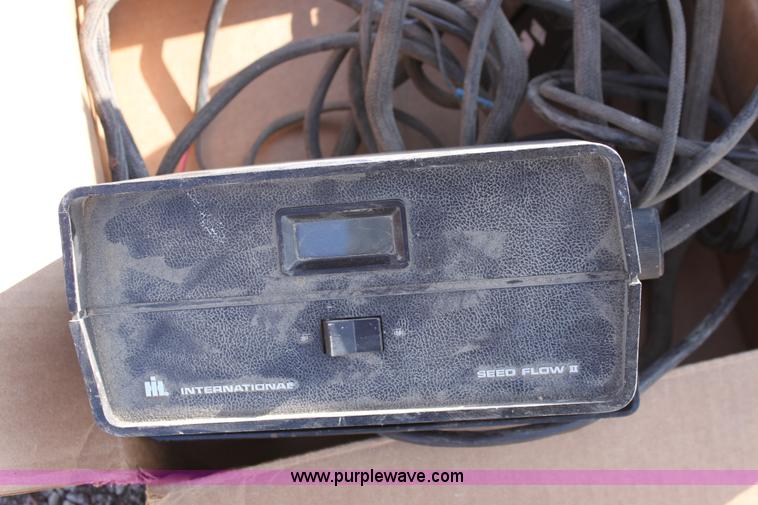 image for item L9624 Hesston 4910 large square baler