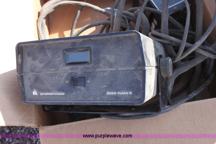 image for item L9624 Hesston 4910 large square baler