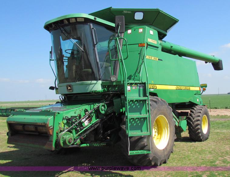 image for item N9013 1999 John Deere 9610 RWA combine