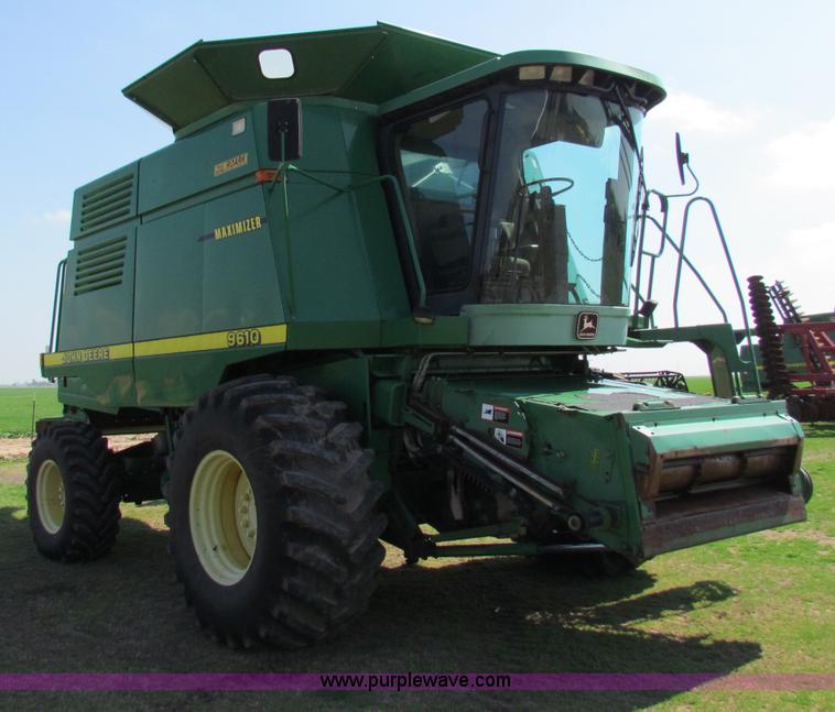 image for item N9013 1999 John Deere 9610 RWA combine