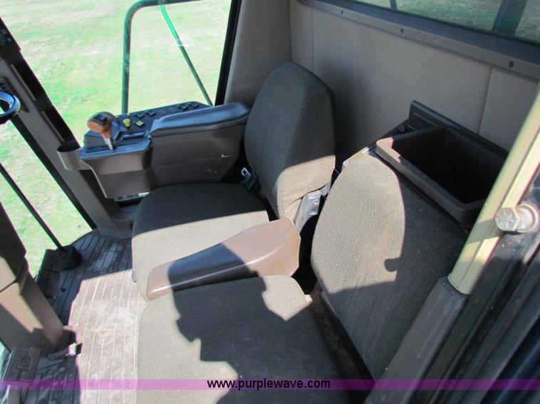 image for item N9013 1999 John Deere 9610 RWA combine