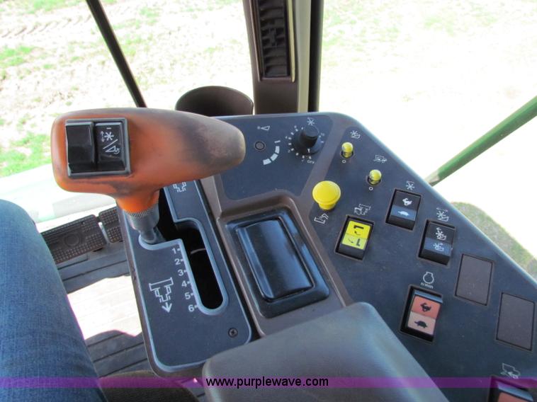 image for item N9013 1999 John Deere 9610 RWA combine