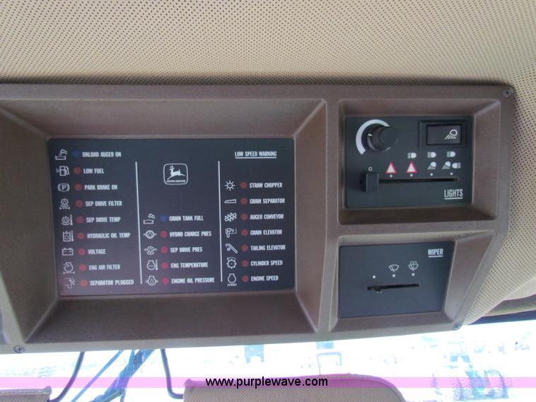 image for item N9013 1999 John Deere 9610 RWA combine