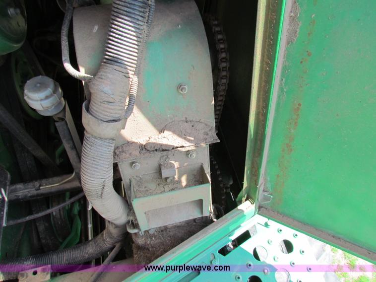 image for item N9013 1999 John Deere 9610 RWA combine