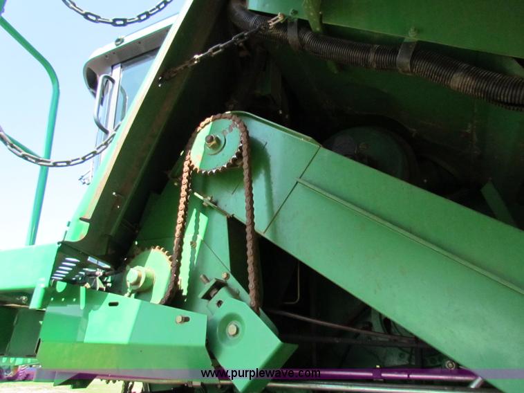 image for item N9013 1999 John Deere 9610 RWA combine