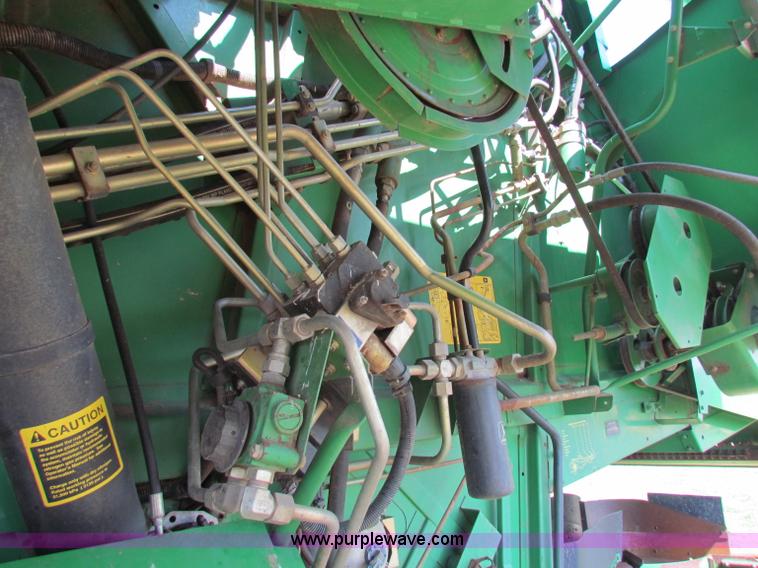 image for item N9013 1999 John Deere 9610 RWA combine
