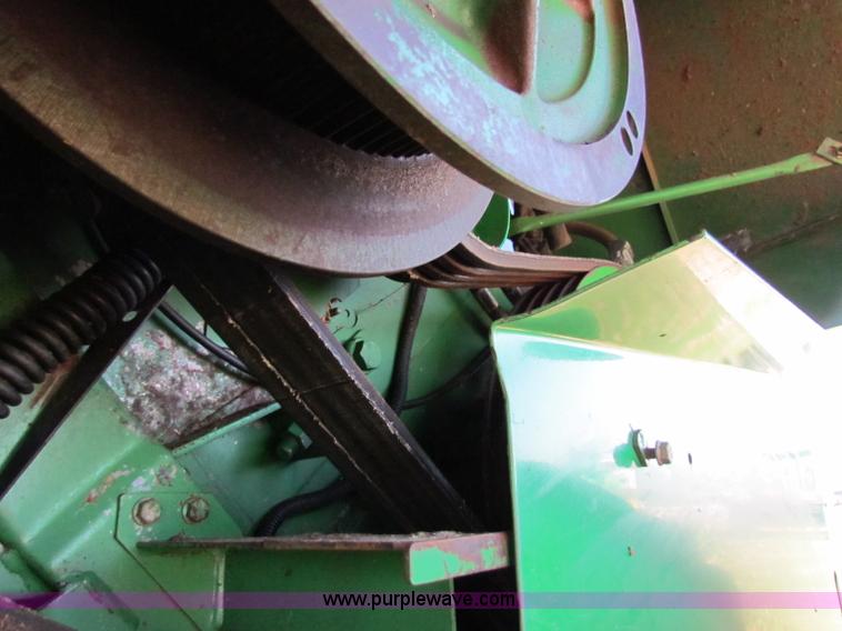 image for item N9013 1999 John Deere 9610 RWA combine