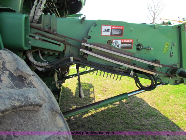 image for item N9013 1999 John Deere 9610 RWA combine