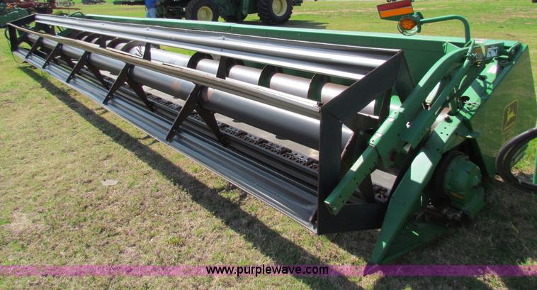 image for item N9014 1999 John Deere 930 30' rigid platform header