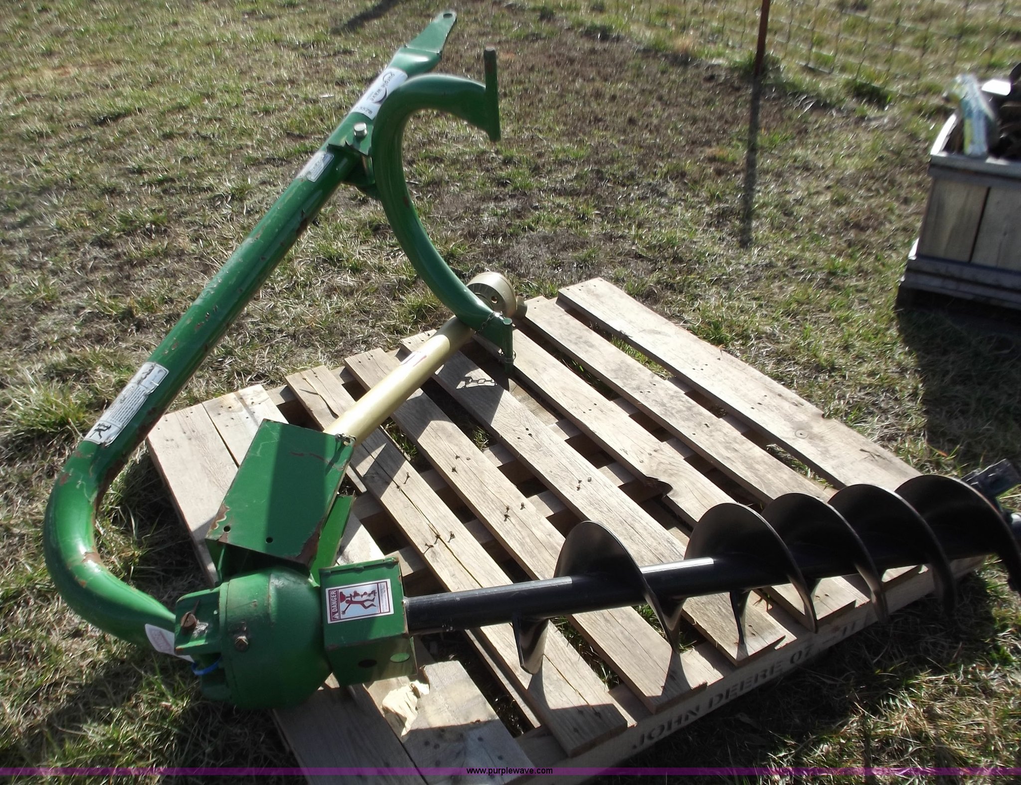 John Deere 200 post hole digger in Clinton, MO Item D3578 sold