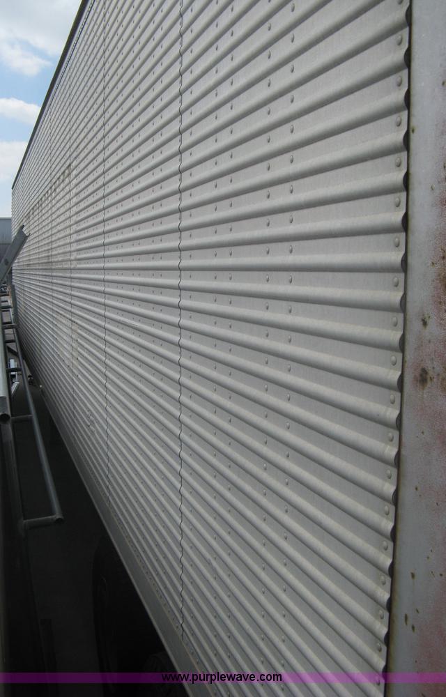 image for item A6130 1976 Trailmobile dry van trailer