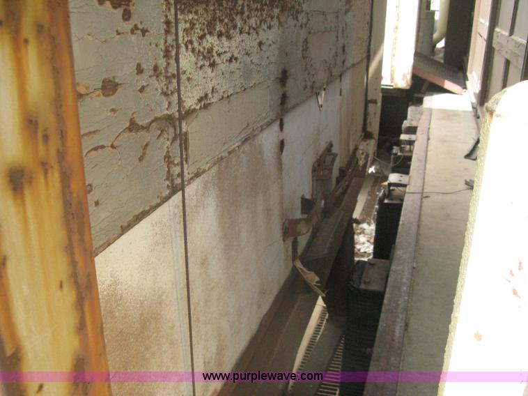 image for item A6130 1976 Trailmobile dry van trailer