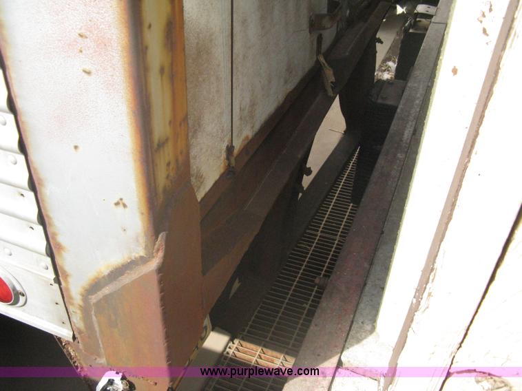 image for item A6130 1976 Trailmobile dry van trailer