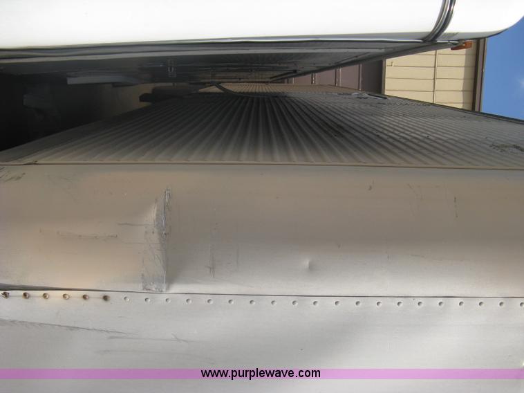 image for item A6130 1976 Trailmobile dry van trailer