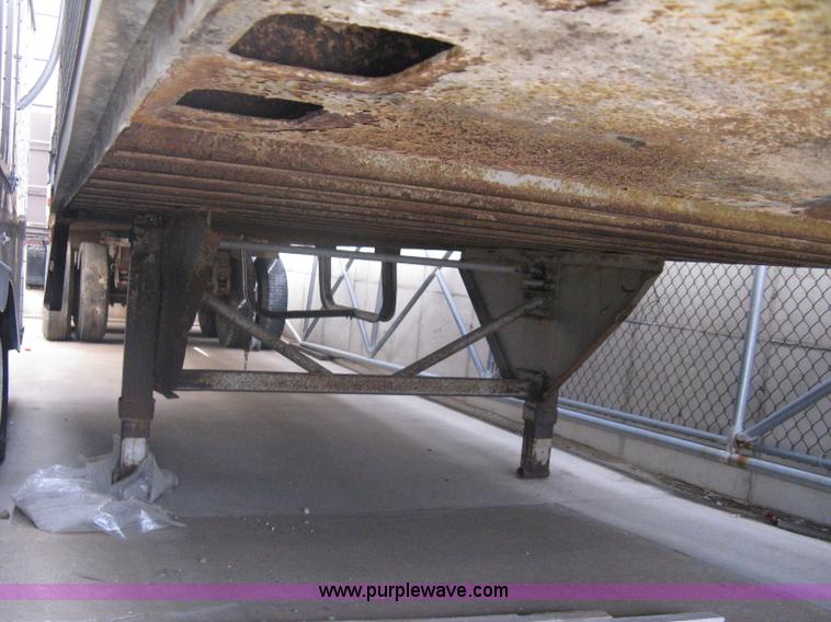 image for item A6130 1976 Trailmobile dry van trailer