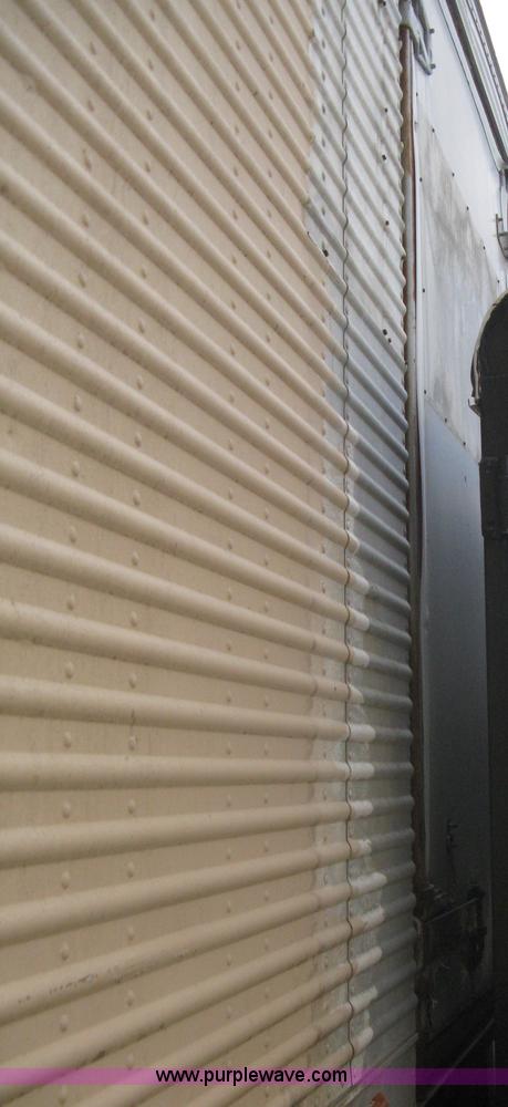 image for item A6130 1976 Trailmobile dry van trailer